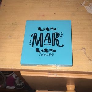 Colour pop mar eyeshadow palette
